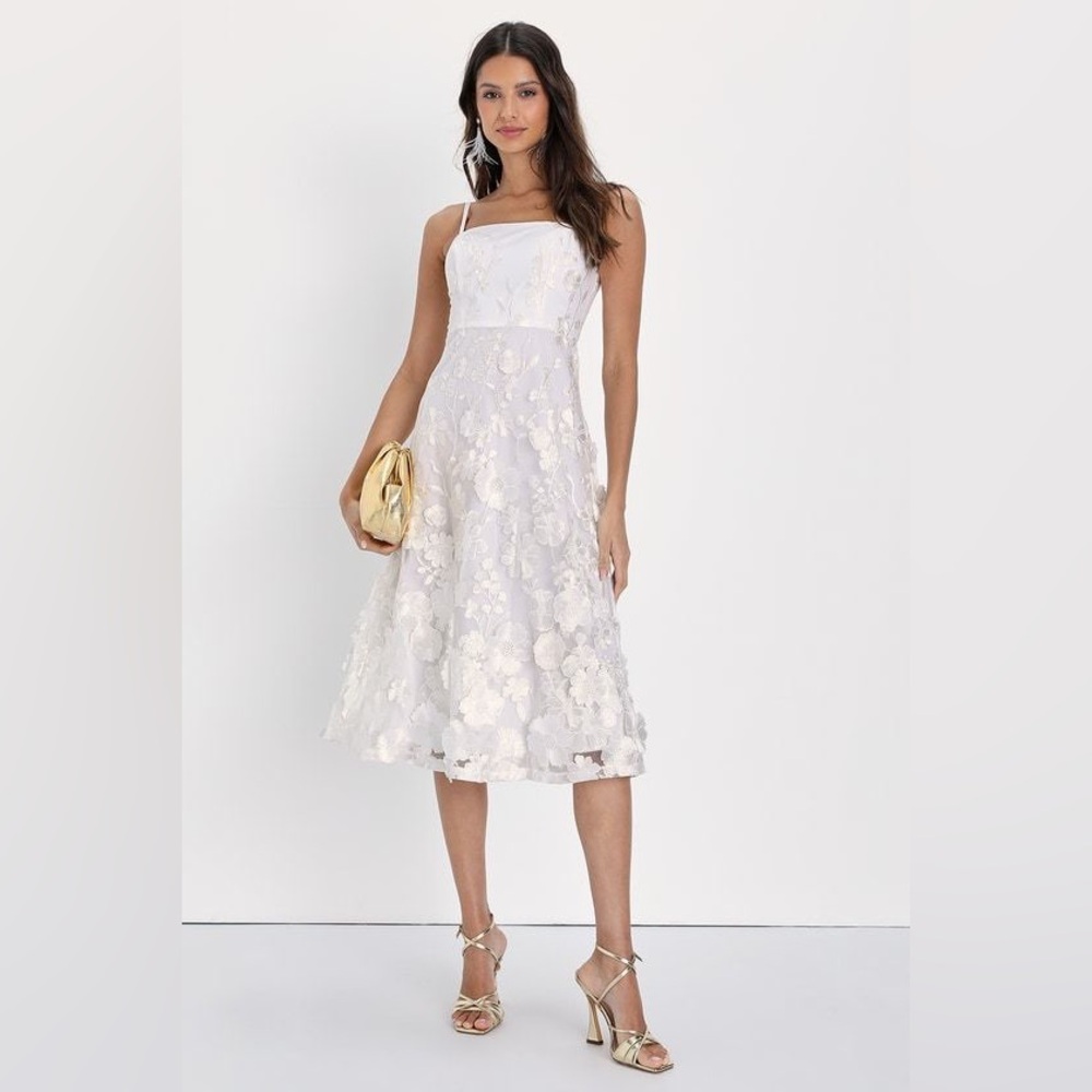 Lulu's White Floral Midi Dress